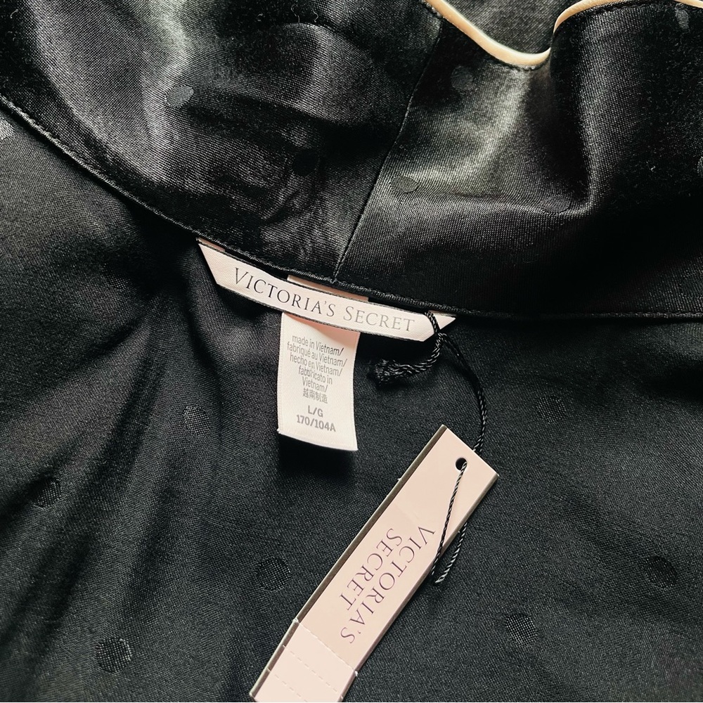 Victoria's Secret Black Tassel Tie Satin Robe - Picture 8 of 13